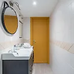 House * روما